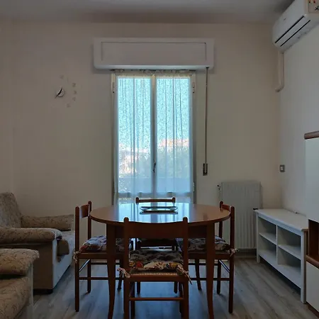 P059 - Porto Recanati, Trilocale A 200mt Dal Mare *